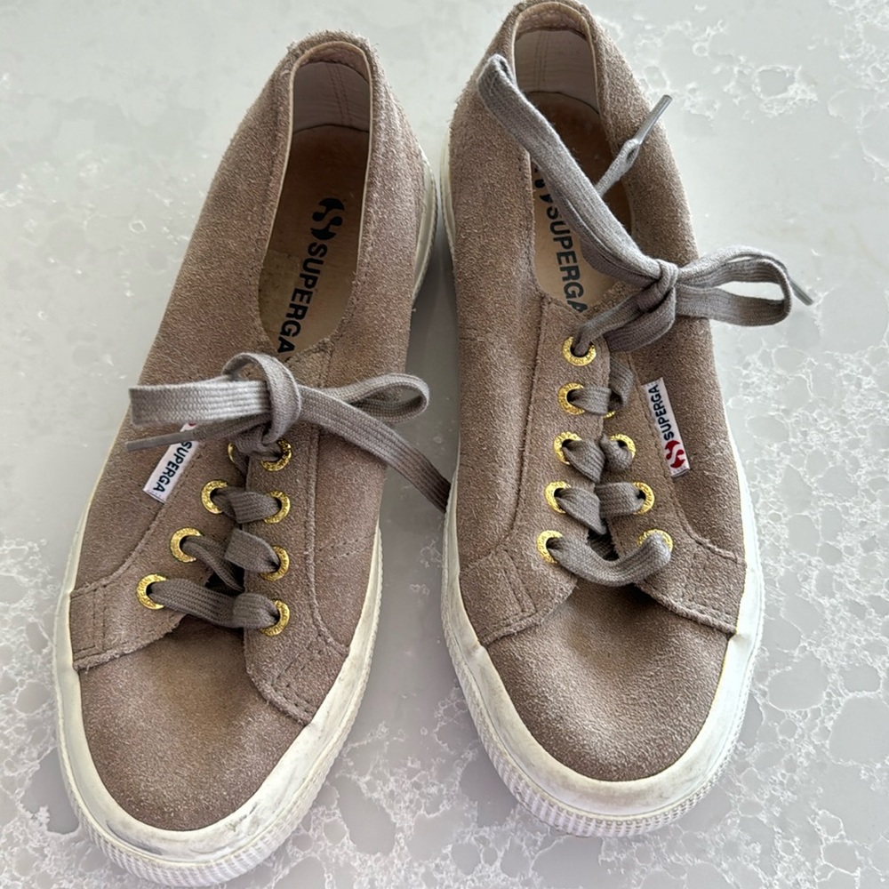 Tan nude Suede Superga sneakers